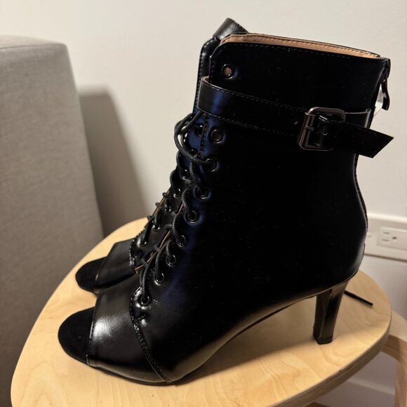 Dance and Sway Women's Black Leatherette Dance Shoes, Size 9 - Picture 8 of 11